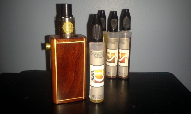 TVE's Pineapple Custard (Top Shelf Collection, 6MG) with the GoodWoodVapes Parallel Boxmod